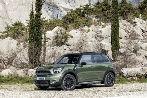 mini countryman review ratings specs prices    car connection