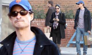 anthony weiner sports questionable moustache for movember