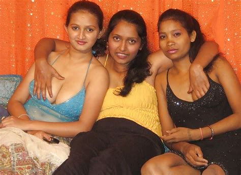 Desi Indian Lesbian Porn Actress Gang Sanjana And Others