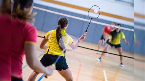 reasons  give badminton    summer