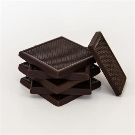 pure dark chocolate squares mg full spec cbd  count giraffe nuts  cbd thc products
