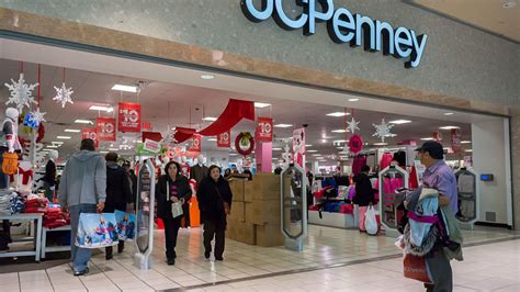 jcpenney ceo  company expects  exit chapter    holidays