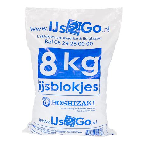 zak met ijsblokjes van  kilo