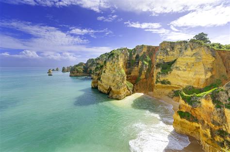 portugals beautiful algarve secures  place  top  holiday destinations