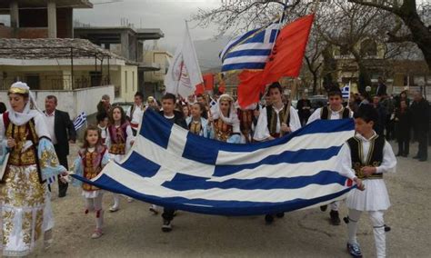 albania  eonikh yperhfaneia giortasan thn  martioy oi ellhnes slpressgr