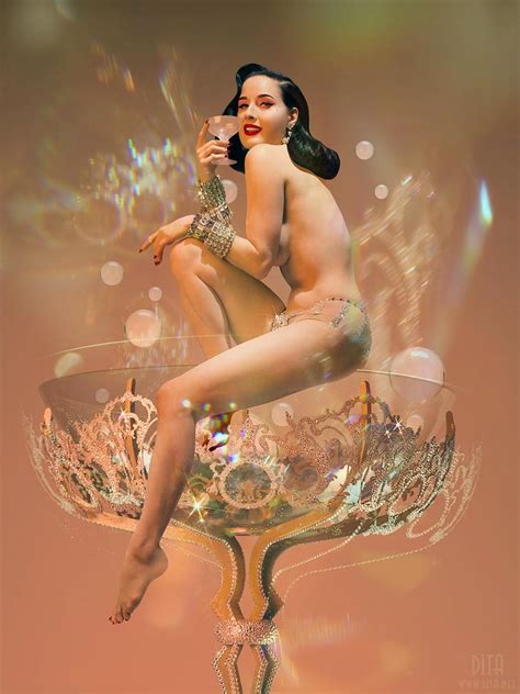 Burlesque Goddess Dita Von Teese Nude Topless And Sexy