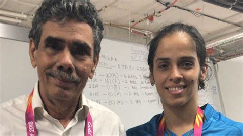 fight   father  saina  winning gold