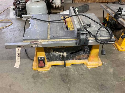 dewalt  table  model dw  auction results equipmentfactscom