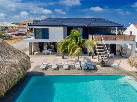 curacao villas apartments  prices book holiday rentals  curacao