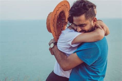 23 Different Types Of Hugs And What They Mean Millennialships Dating