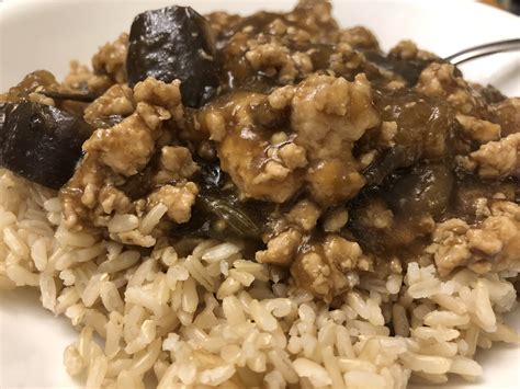 chinese eggplant and chicken in spicy garlic sauce made in the instant pot sundays in a small