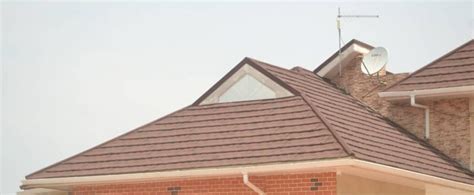 factors    choosing   roofing systems  ghana rosa roof