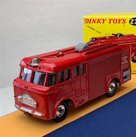 dinky toys  airport fire tender  flashing light catawiki