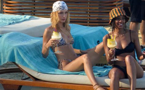 Bella And Gigi Hadid Heat Up Greece In Revealing Bikinis