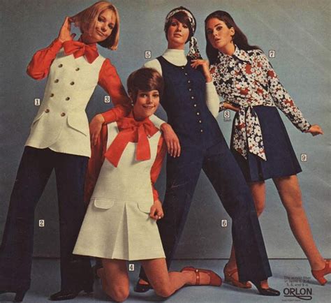 70s fashion trends grooving their way into women s wardrobes blue17
