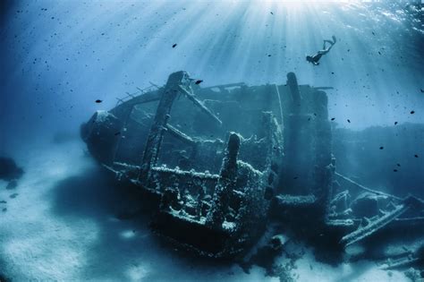 explore  shipwreck unforgettable      die