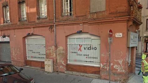 Toulouse Il S Endort Dans La Cabine De Visionnage D Un Sex Shop