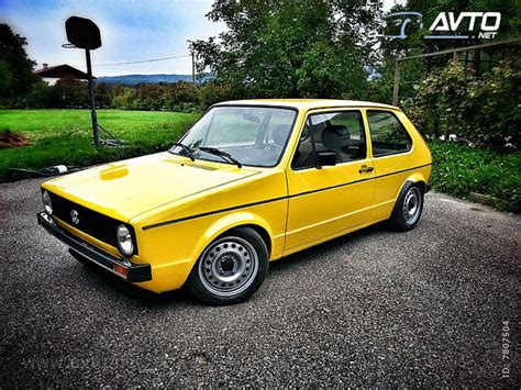 vw golf   autoslavia