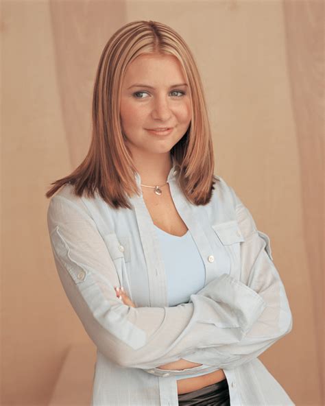 7th Heaven Season 6 Promoshoot Beverley Mitchell Photo 34608175