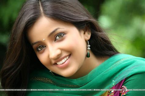marathi actress photos wallpapers images biography wiki birth date pics photos in saree tv