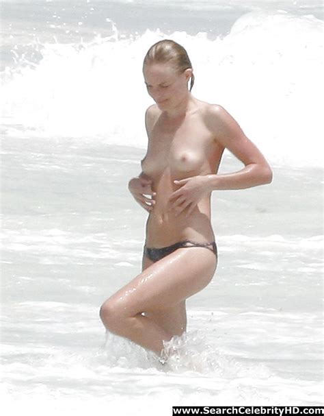 Kate Bosworth Topless Bikini Candids In Cancun 24 Pics