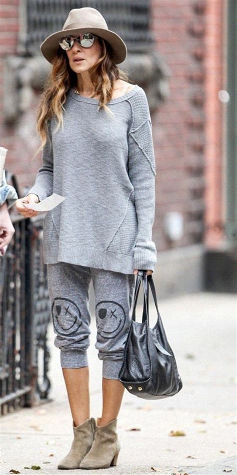 pinterest carrie bradshaw outfits athleisure outfits sarah jessica