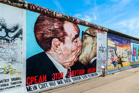 berlins famous east side gallery    protected  development