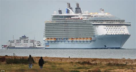 All Cruises Worlds Largest Cruise Ship