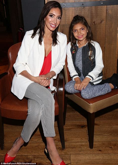 farrah abraham brings daughter sophia nine to celebrity boxing press conference daily mail