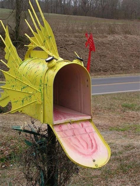 funny mailboxes  dump  day