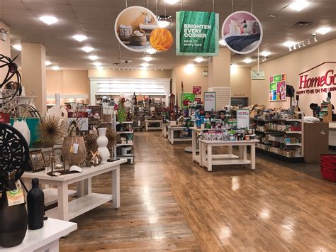 bed bath   homegoods  compared   retailers