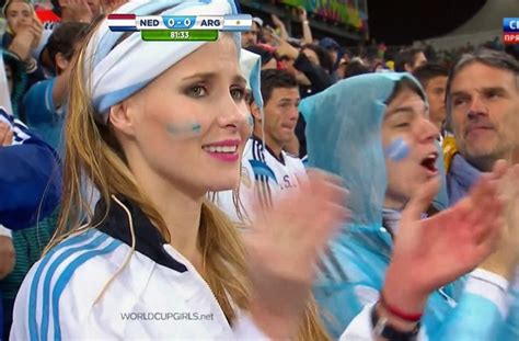 14 hot fans at netherlands argentina match hot fan