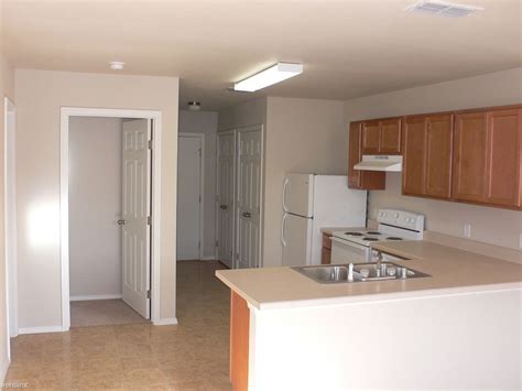 eagle ridge apartments   dal paso st hobbs nm