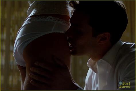 Fifty Shades Of Grey Trailer Check Out The Sexiest Moments Photo