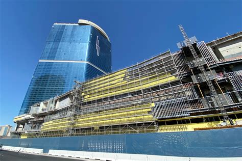 fontainebleau las vegas quietly continues progress laptrinhx news