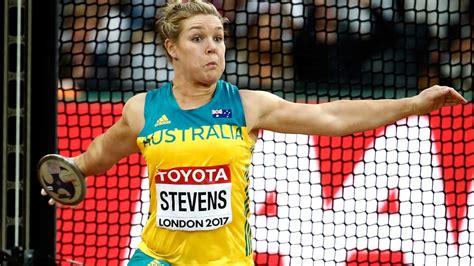 commonwealth games dani stevens says crowd can lift her past 70m