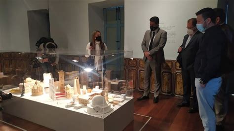 Exposición Recoge 7 De Las 55 Obras Ganadoras De La Bienal De Cuenca