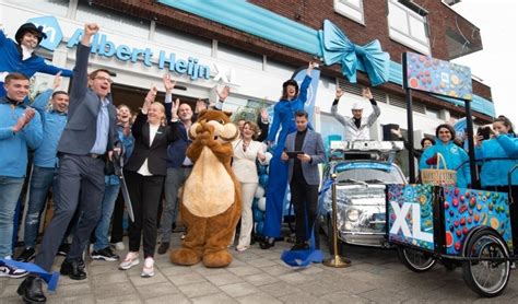 verbouwde albert heijn xl  hillegersberg heeft onder meer een allerhande keuken en een