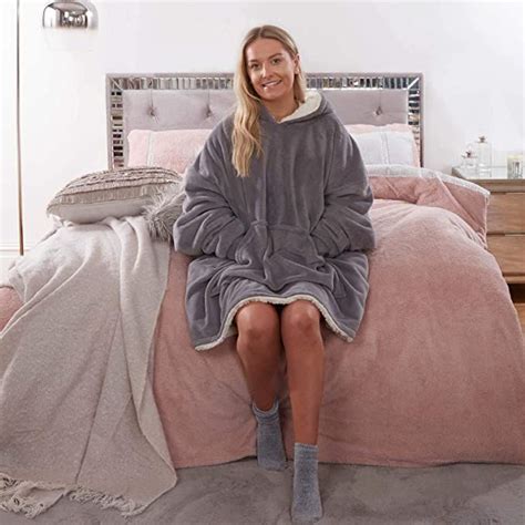sienna hoodie blanket ultra soft sherpa fleece warm cosy comfy oversized wearable hooded