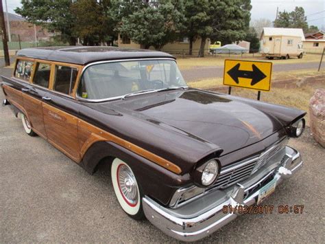 1957 Ford Fairlane Station Wagon Country Squire 9 Pass