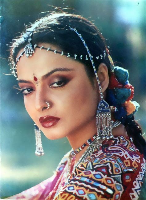 Beautiful Curves Beautiful Indian Actress Beautiful Actresses Pretty