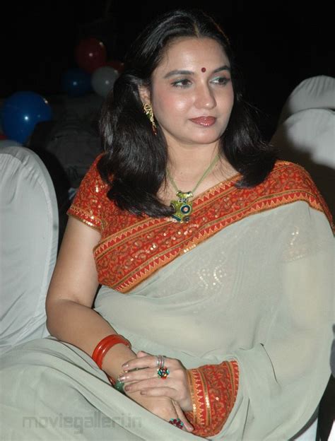 Actress Sukanya Mukherjee In Saree Stylish Designer