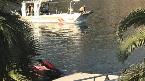second boat crash victim s body found in colorado river 2 boaters