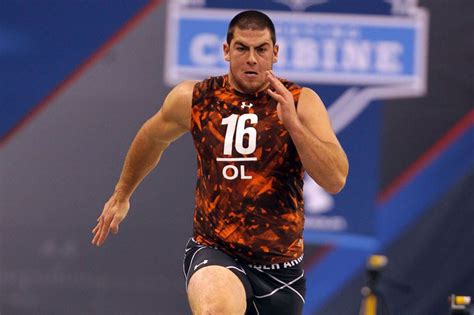 detroit lions draft links central michigans eric fisher  fill big hole  offensive