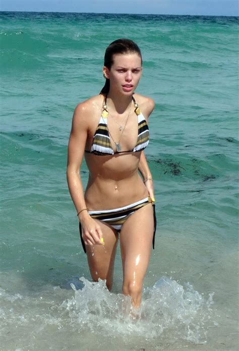 Annalynne Mccord Bikini Nip Slip On Miami Beach Porn Pictures Xxx