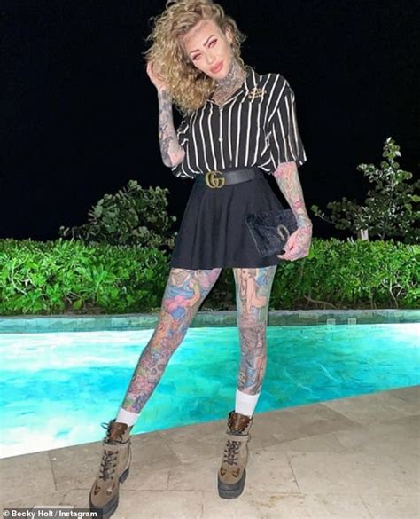 Britain S Most Tattooed Woman Reveals How Strangers Think She Can T