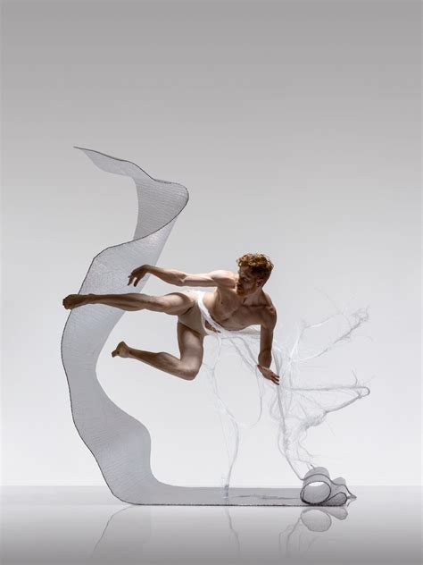 Lois Greenfield Moving Still The New York Times