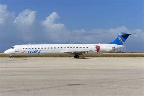 airlines curacao curacao aircraft  airlines