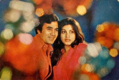 When Dimple Kapadia S Sister Simple Felt Uncomfortable Working With Her