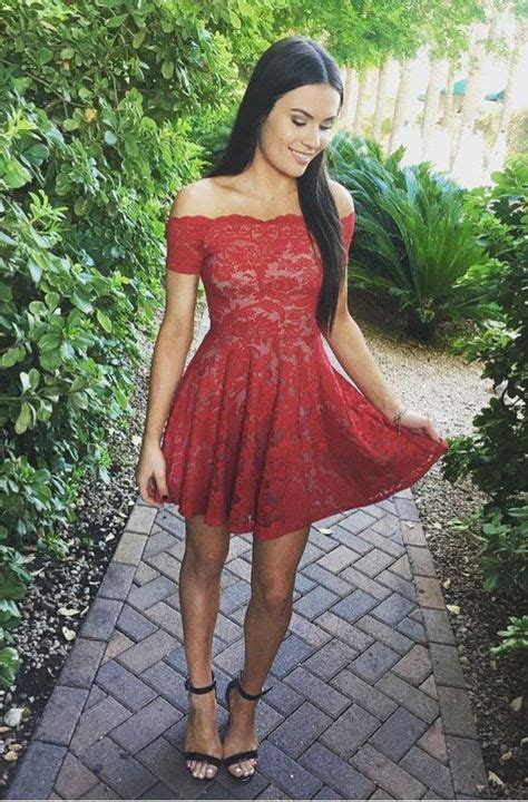 Red Off Shoulder Short Lace Homecoming Dresses With